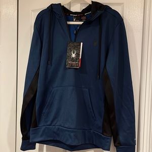 Pullover sweatshirt.